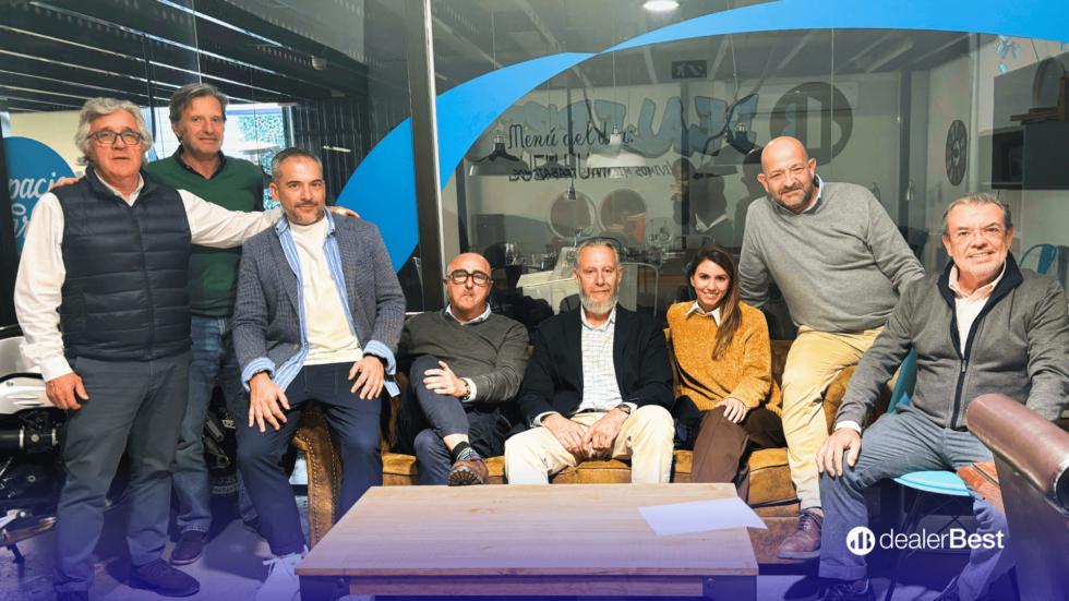 DealerBest und Manheim España schließen sich zu einer revolutionären Initiative für den Gebrauchtwagenmarkt zusammen