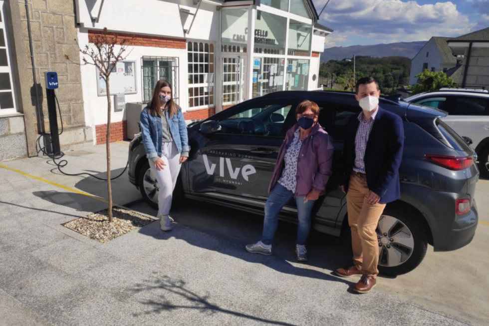 Die Begeisterung einer Gemeinde und eines Autohauses, die Lebensqualität der Einwohner von San Xoán de Río zu verbessern, führt zu einem 100% elektrischen Carsharing.